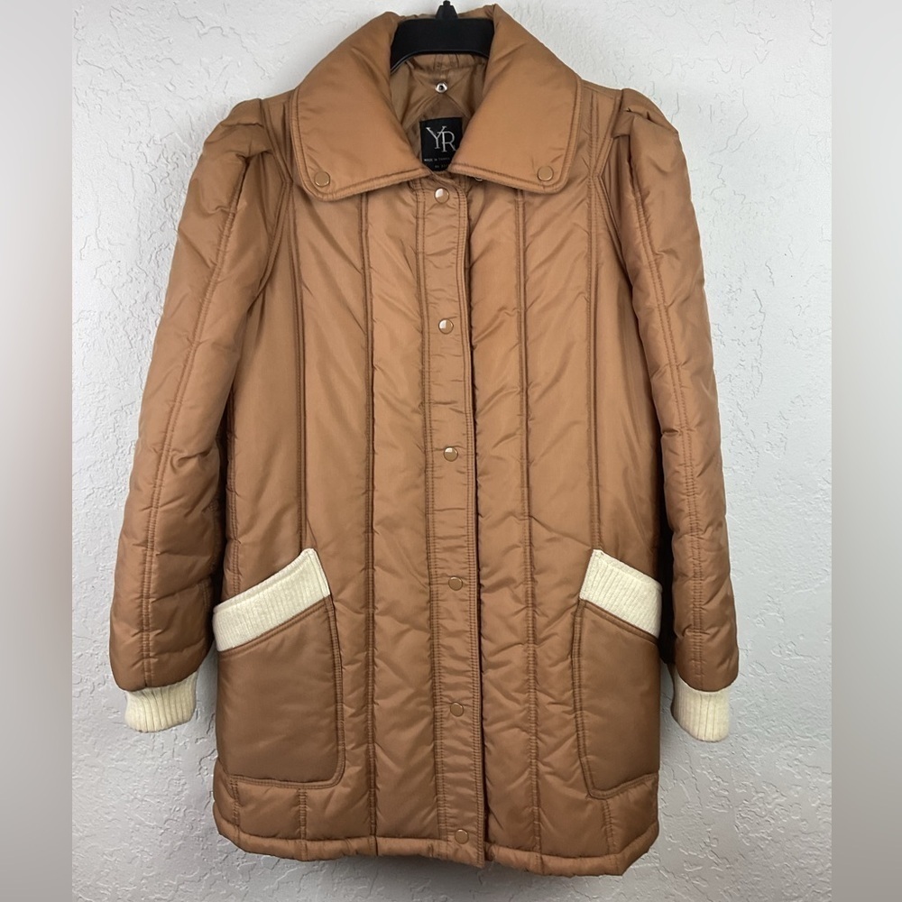 Women’s Vintage 80’s YR Light Brown and Cream Puffy Button Down Coat